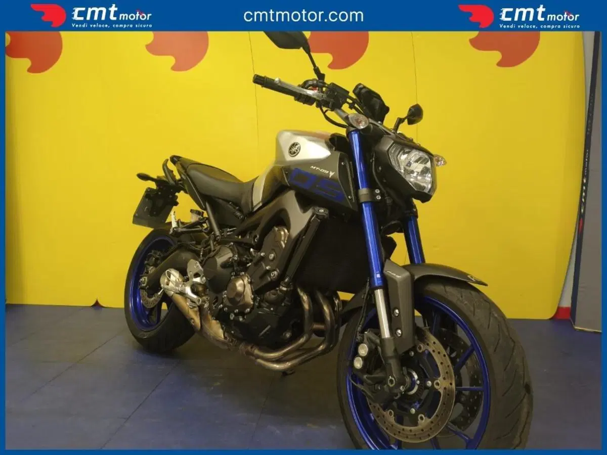 Yamaha MT-09 ABS (2016) (2)