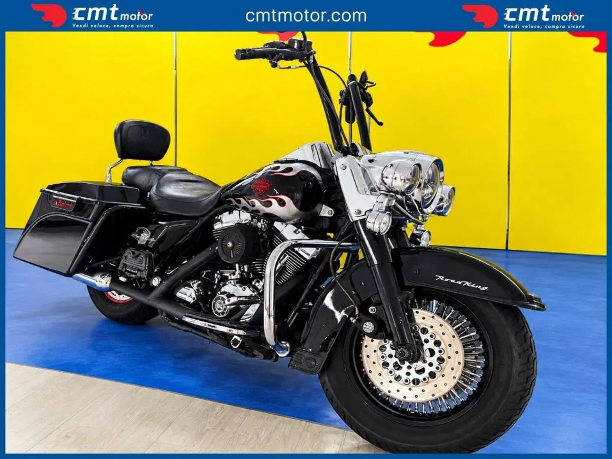 Harley-Davidson 1450 Road King Classic (1999 - 02) - FLHRCI (2)