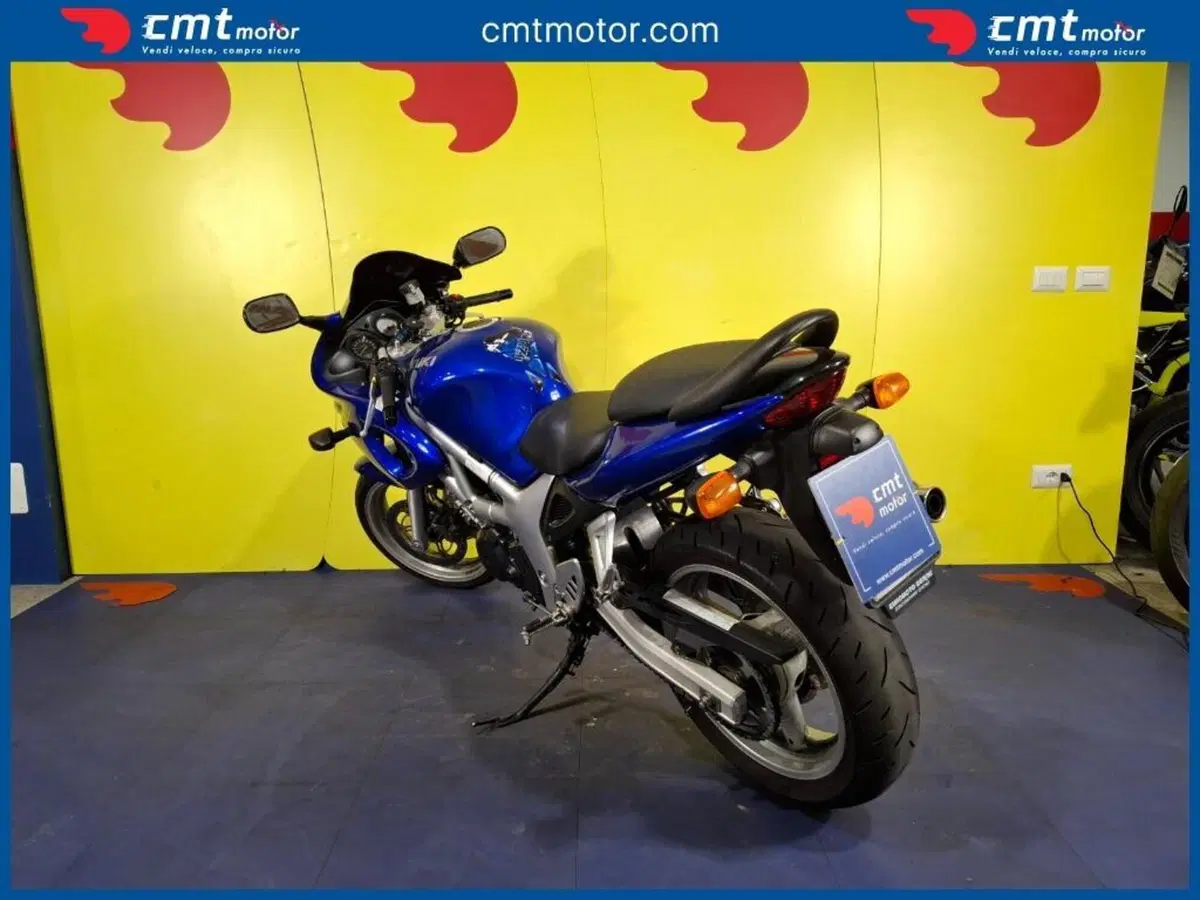 Suzuki SV 650 S (1999 - 02) (6)