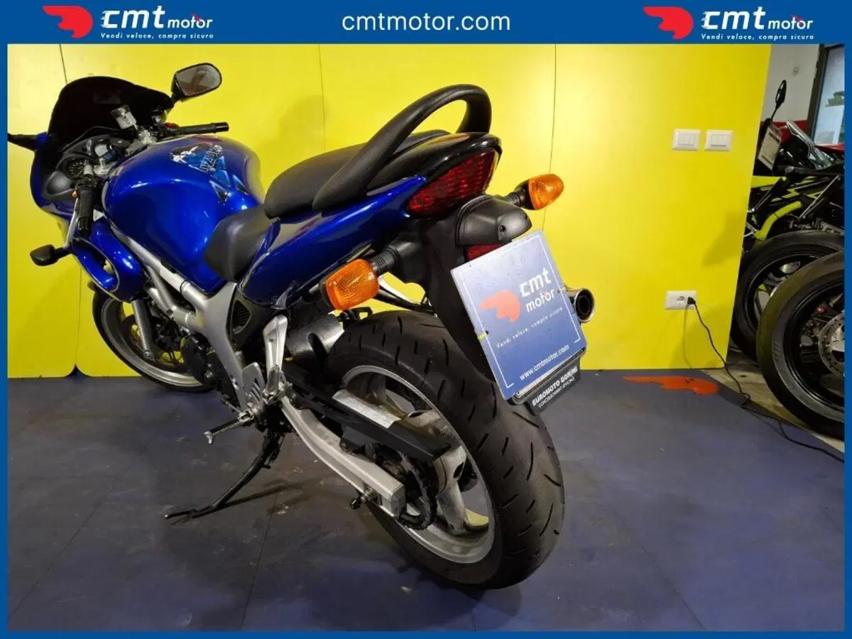 Suzuki SV 650 S (1999 - 02) (7)