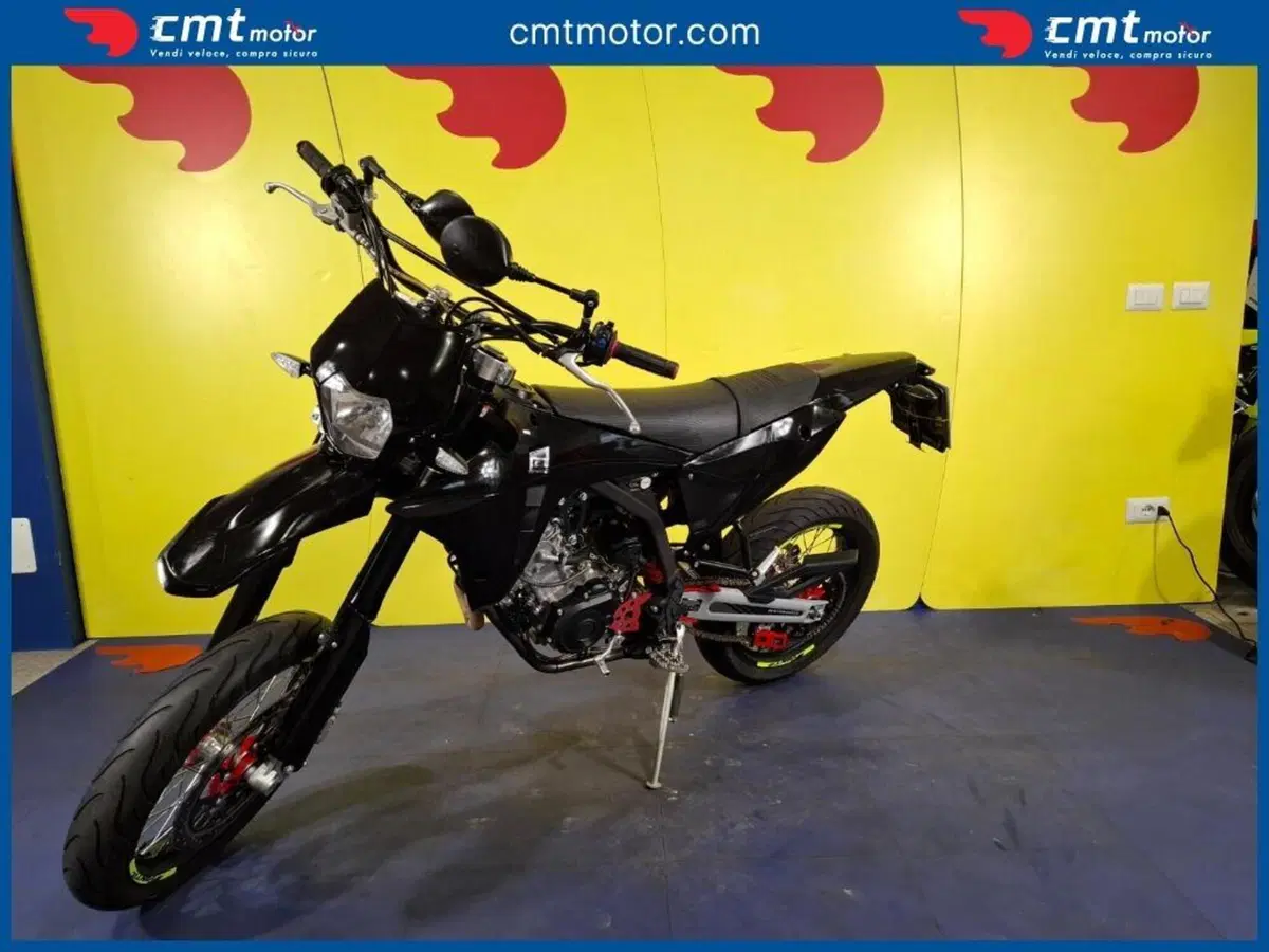Fantic Motor XMF 125 Motard Performance 4T (2023 - 24) (2)