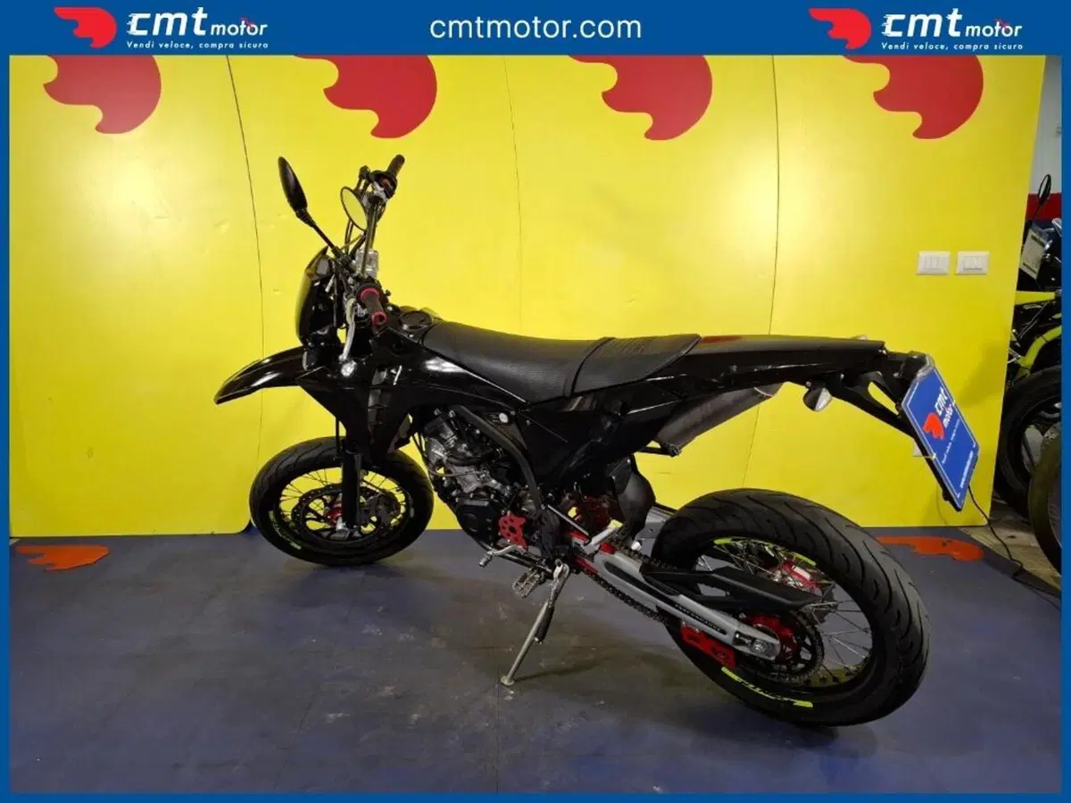Fantic Motor XMF 125 Motard Performance 4T (2023 - 24) (8)