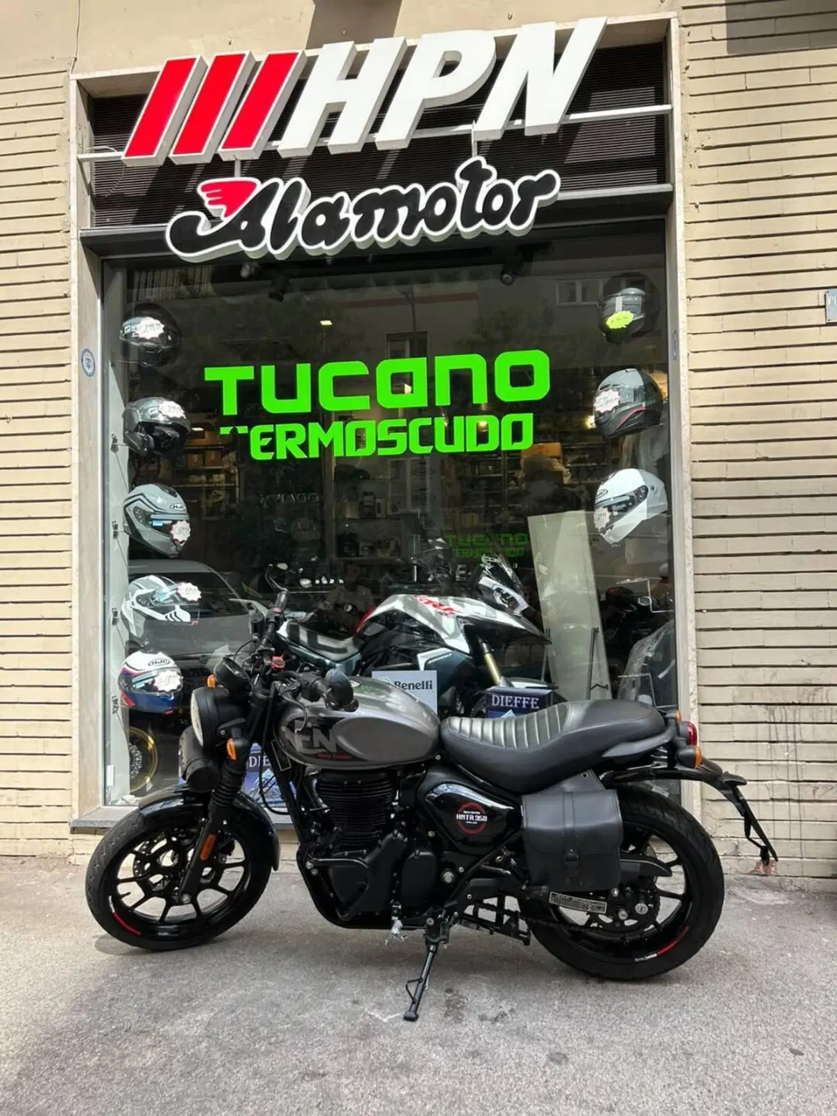 Royal Enfield HNTR 350 (2022 - 26) (3)