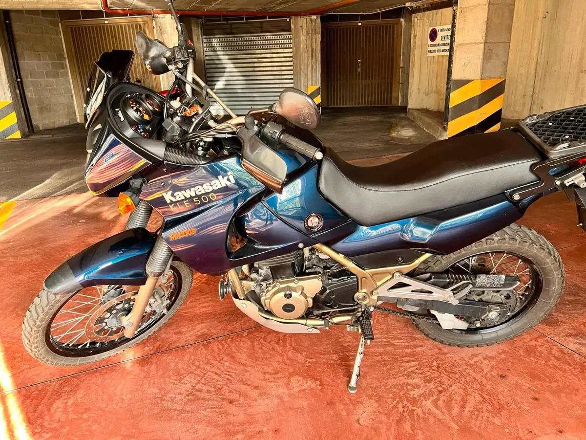 Kawasaki kle 500 (3)