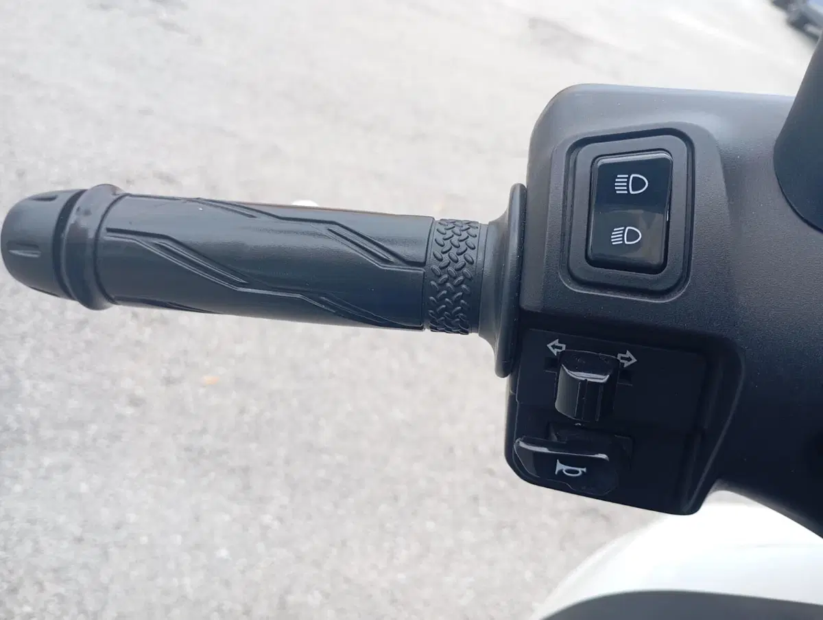 Yamaha Neo's L1e (2022 - 26) (9)