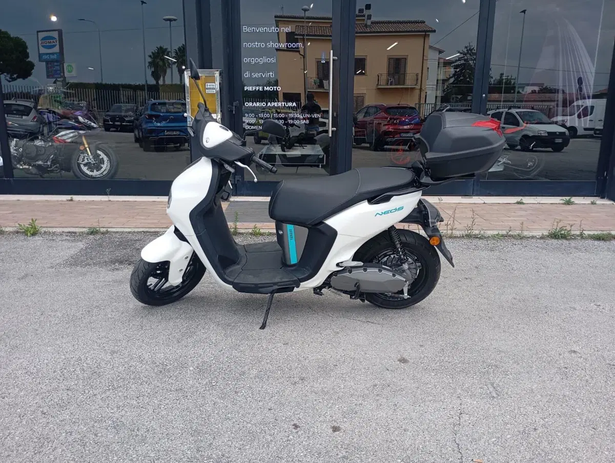 Yamaha Neo's L1e (2022 - 26) (2)