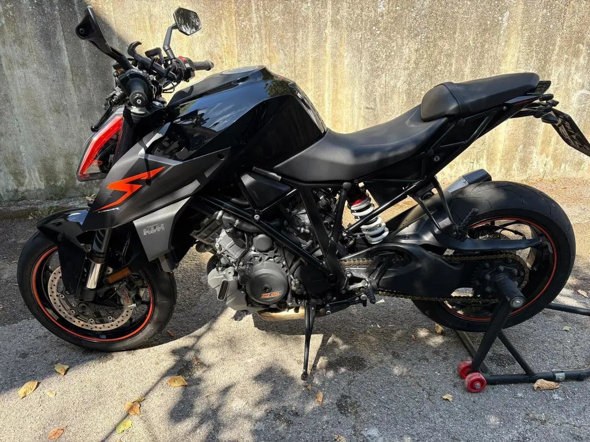 KTM 1290 Super Duke R ABS (2017 - 18) (9)