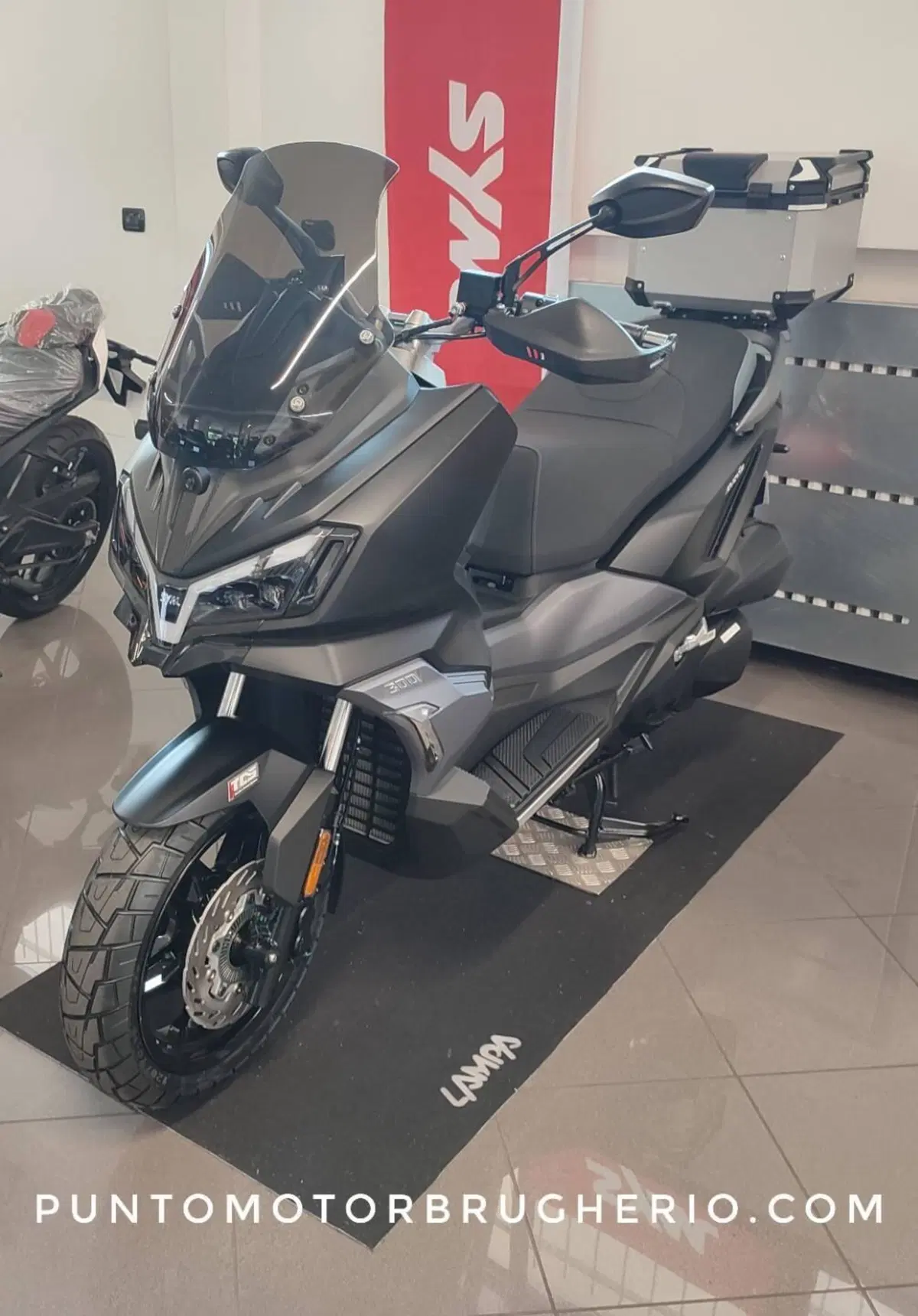 Sym ADX 300 (2024 - 26) (3)