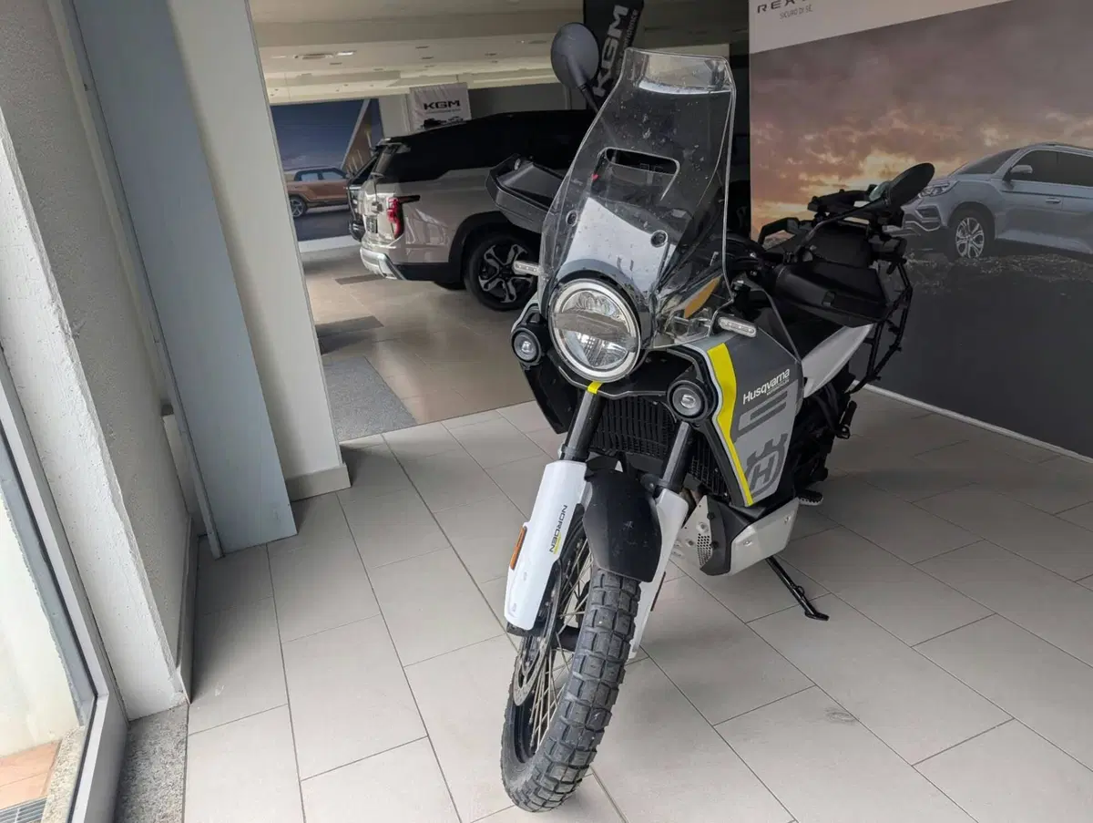 Husqvarna Norden 901 (2022 - 26) (6)