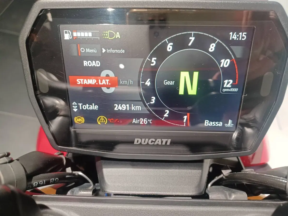 Ducati Streetfighter V2 S (2025 - 26) (3)