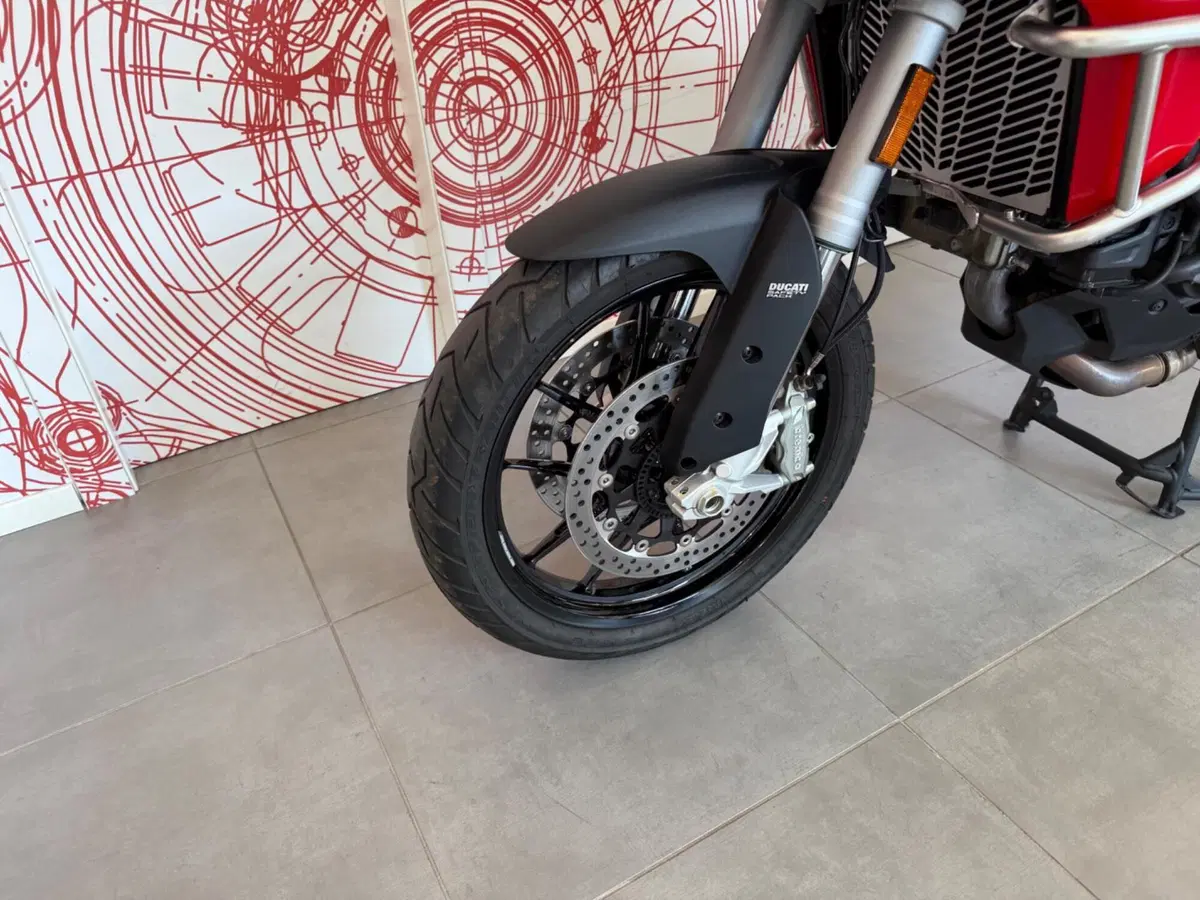 Ducati Multistrada V2 S (2022 - 24) (13)