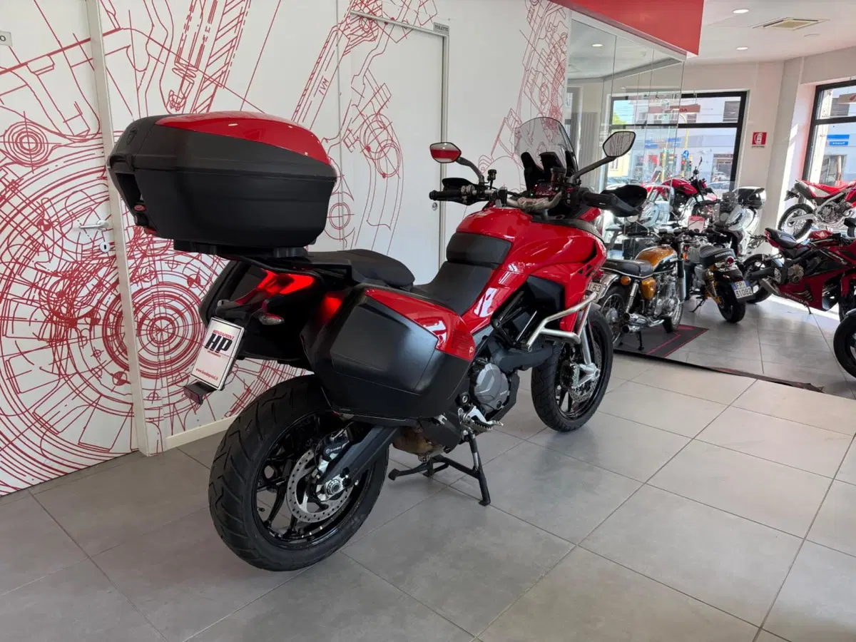 Ducati Multistrada V2 S (2022 - 24) (2)