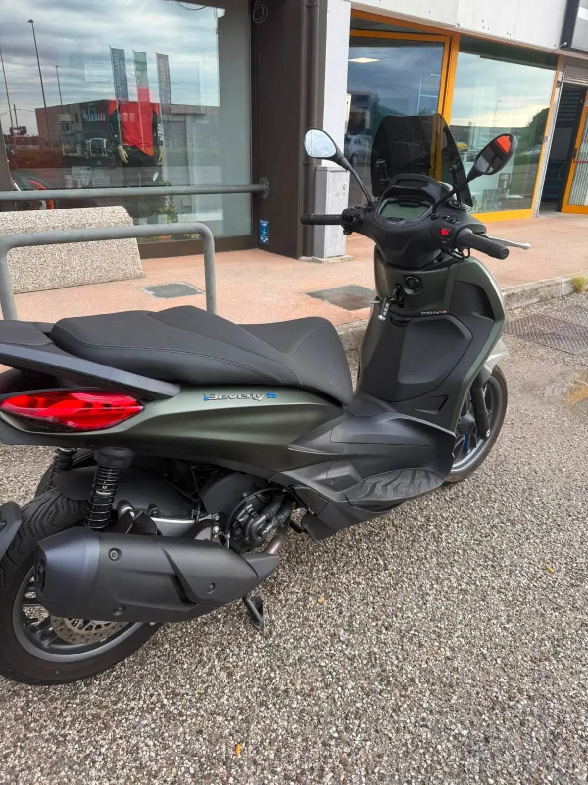 Piaggio Beverly 310 (2025 - 26) (6)
