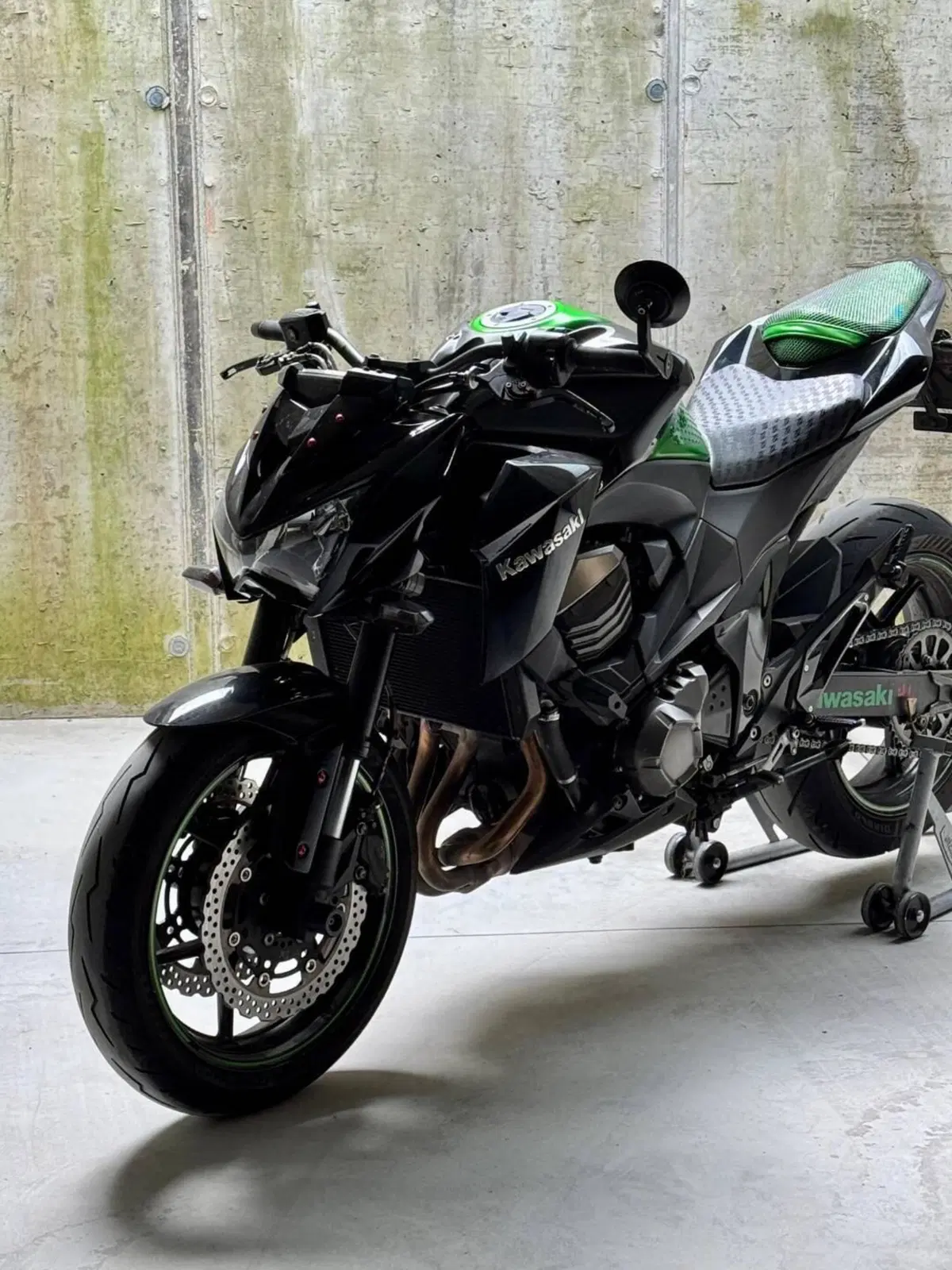 Kawasaki Z 800 (2012 - 13) (7)