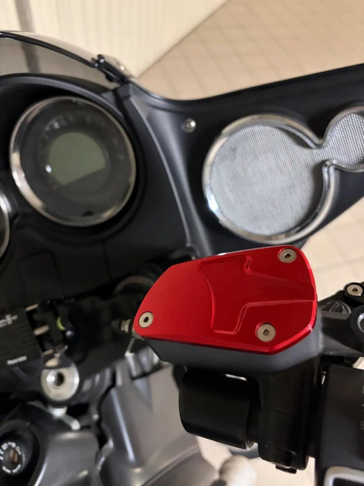 Moto Guzzi MGX 21 1400 (2016 - 20) (3)