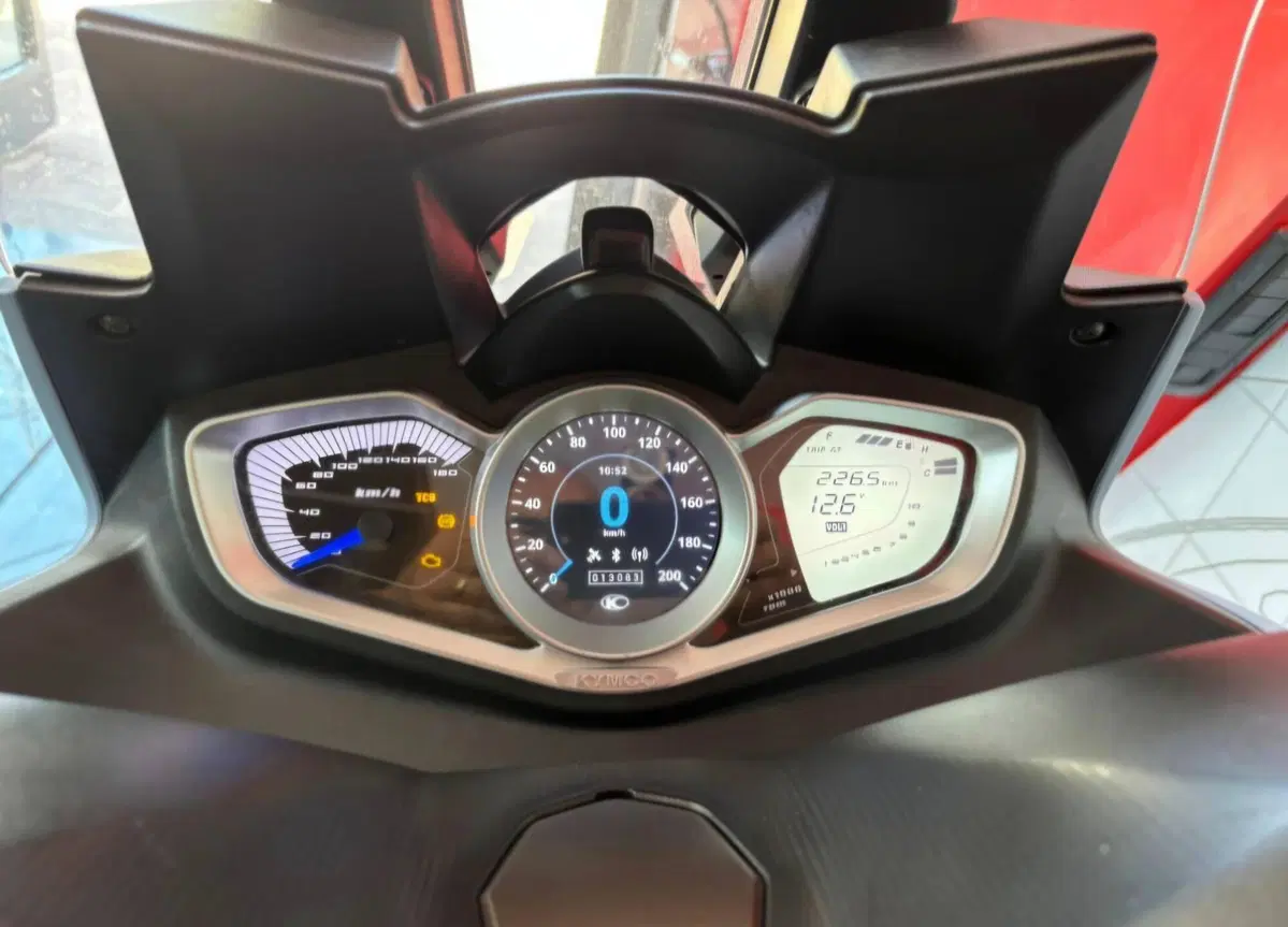 Kymco Xciting 400i S TCS (2021 - 24) (10)