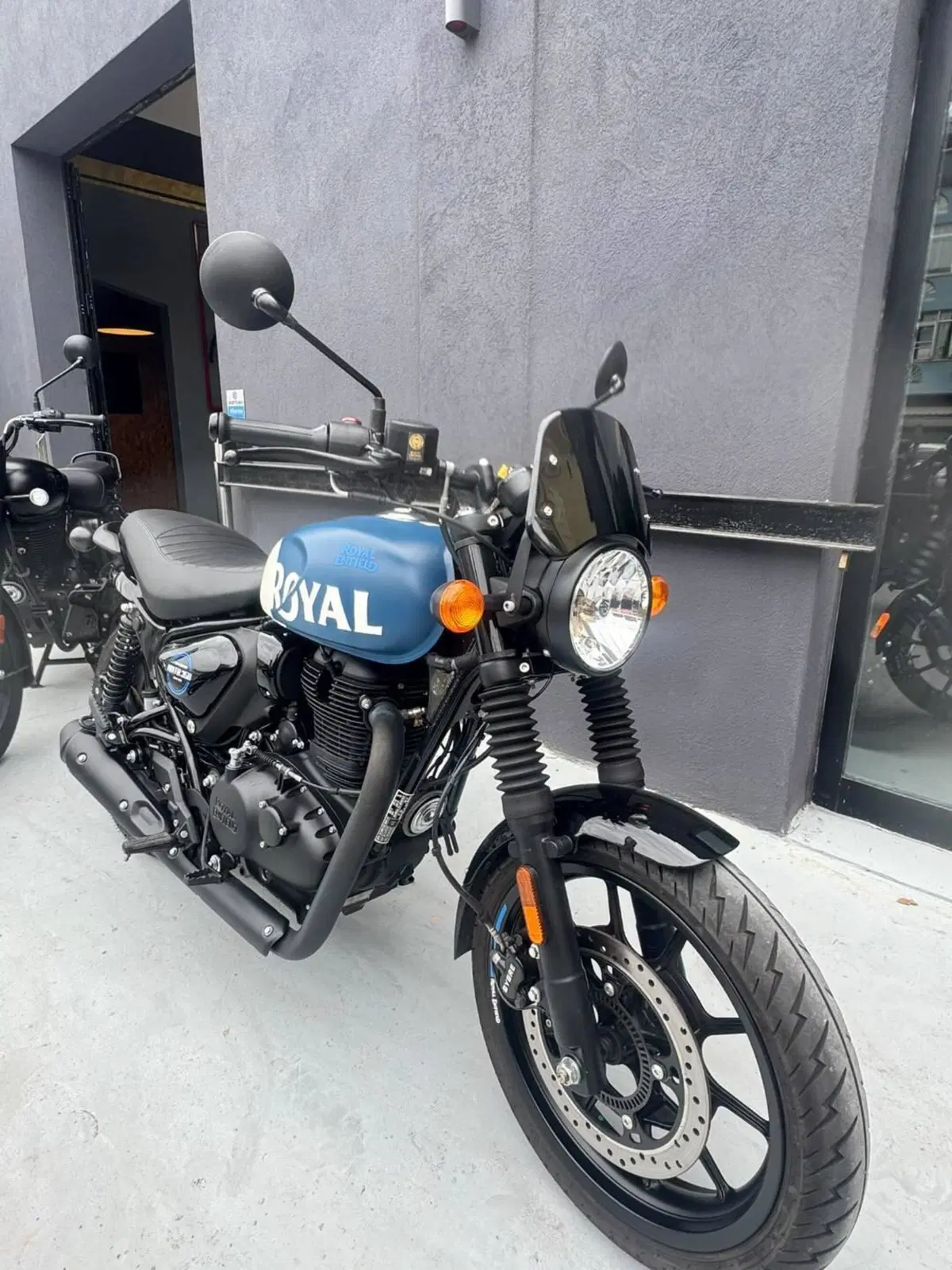Royal Enfield HNTR 350 (2022 - 26) (3)
