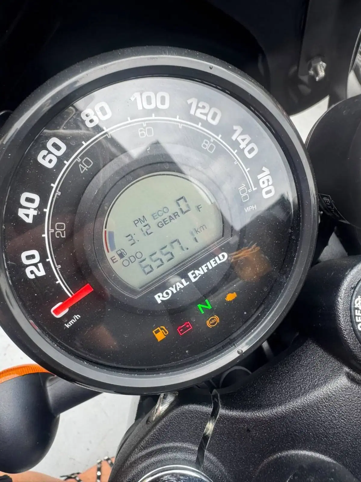 Royal Enfield HNTR 350 (2022 - 26) (5)