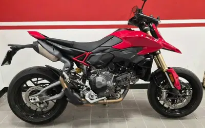 Ducati Hypermotard V2 (2026) usata