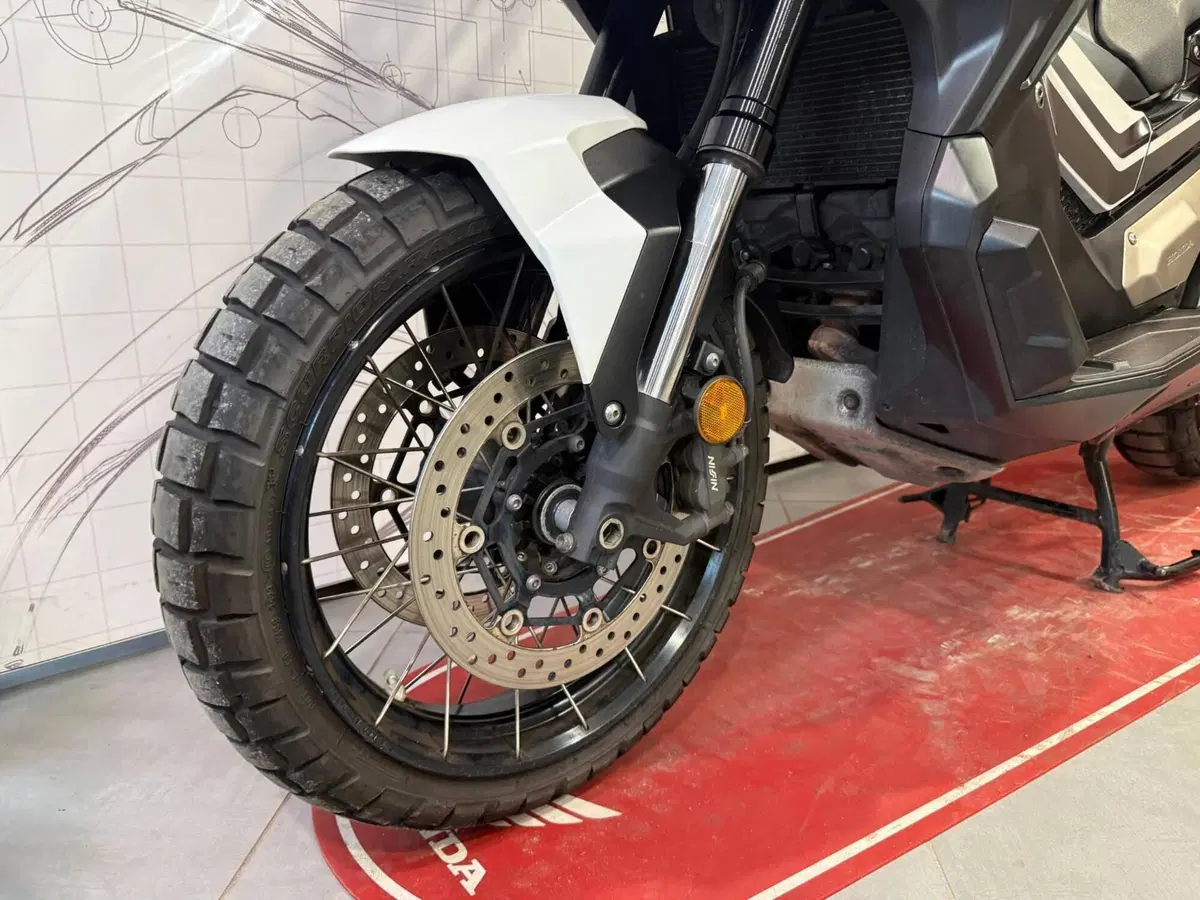 Honda X-ADV 750 (2018 - 20) (9)