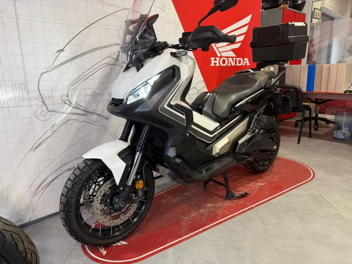 Honda X-ADV 750 (2018 - 20) (2)