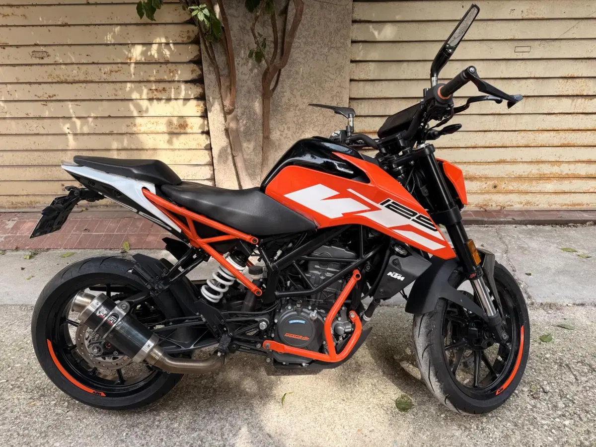 KTM 125 Duke (2021 - 23) (4)