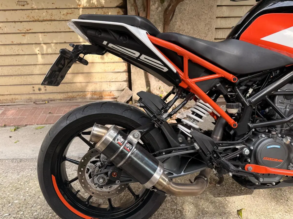KTM 125 Duke (2021 - 23) (5)
