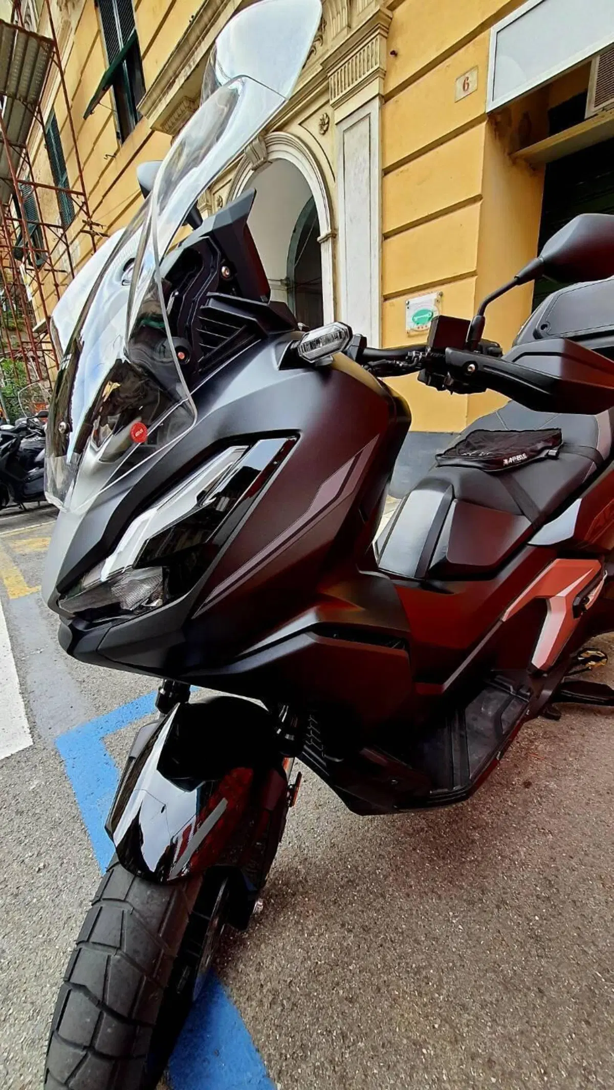 Honda ADV 350 Special Edition (2025 - 26) (7)