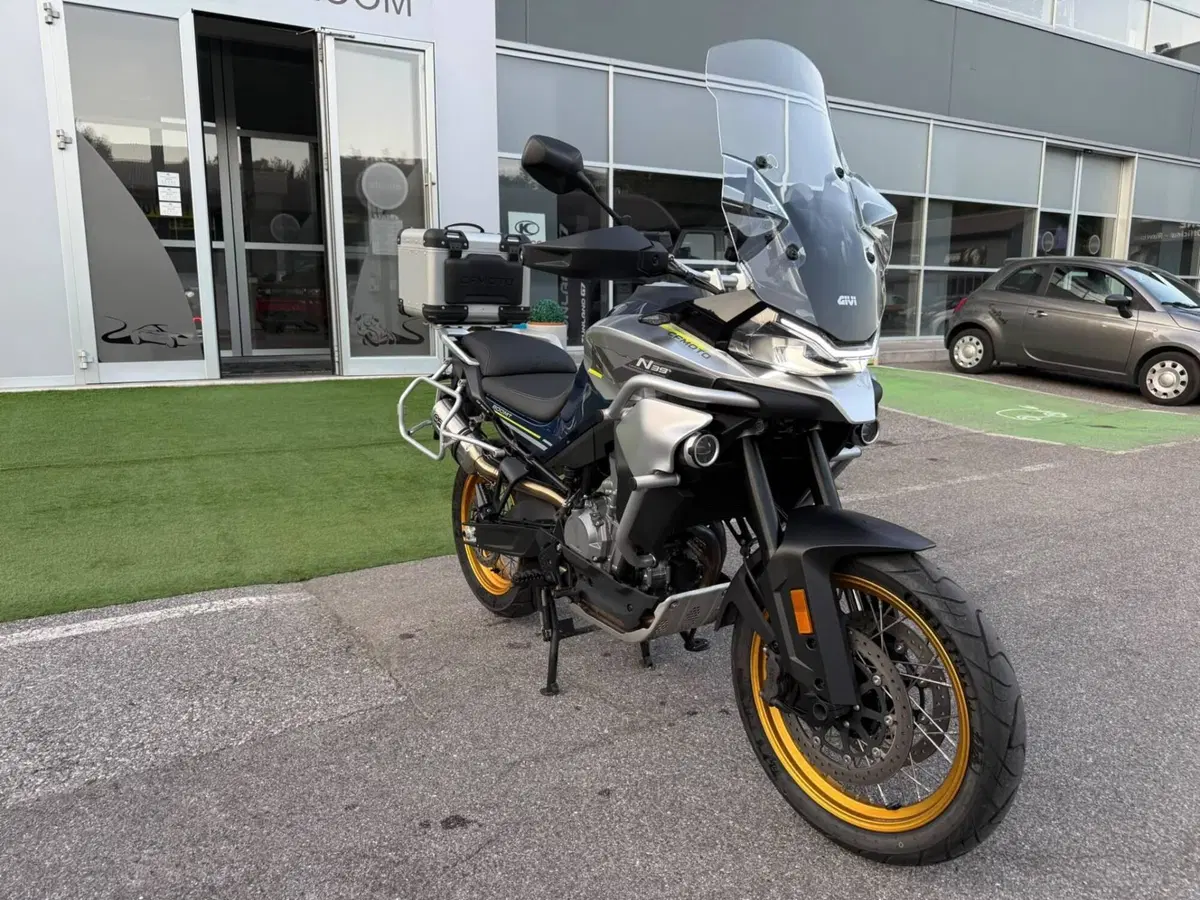 CFMOTO 800MT Touring (2022 - 26) (9)