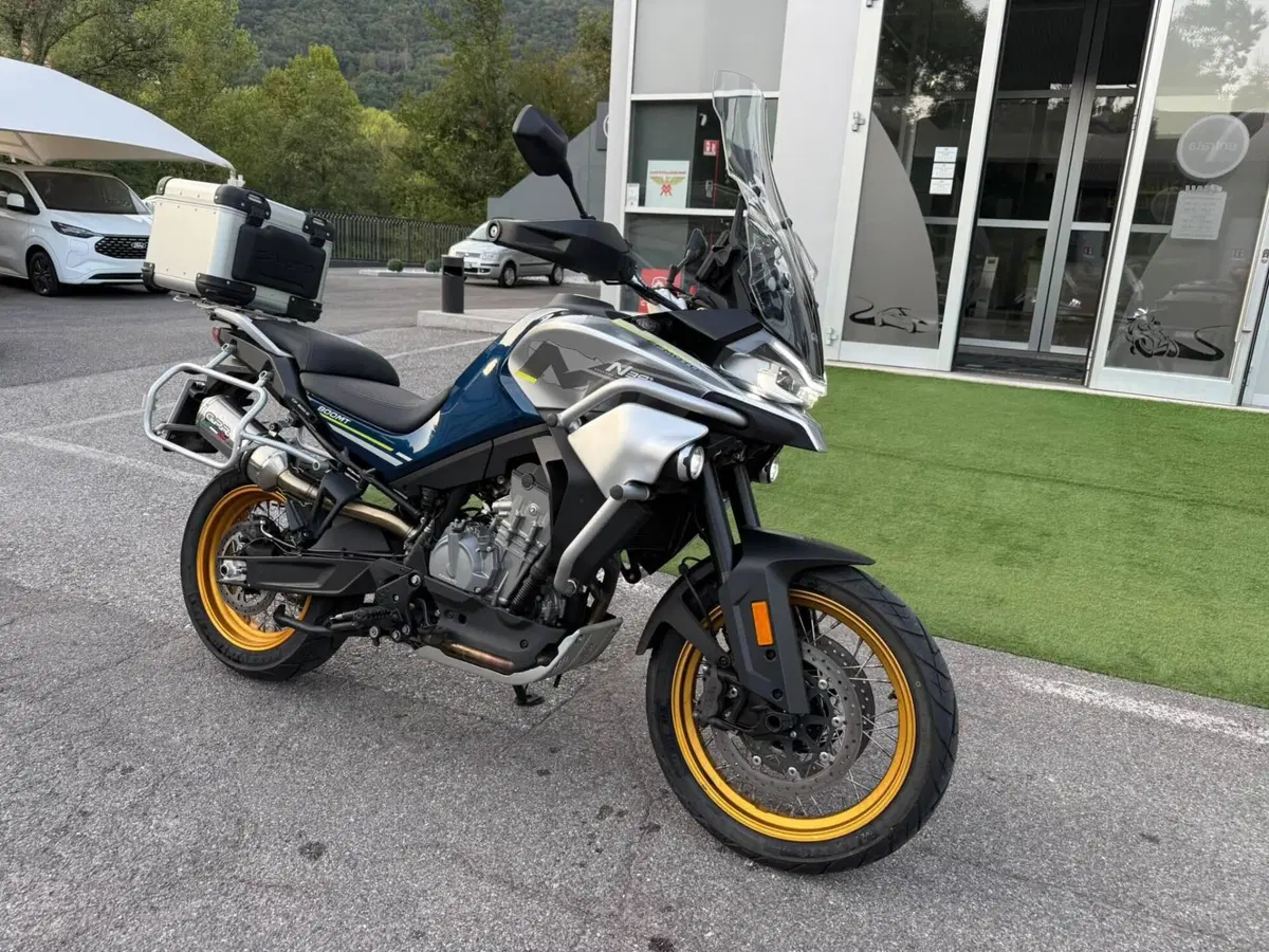 CFMOTO 800MT Touring (2022 - 26) (12)