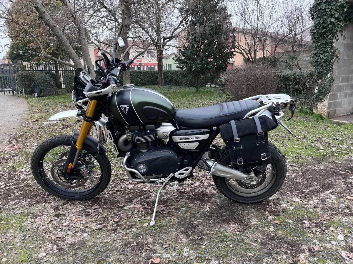 Triumph Scrambler 1200 XE (2021 - 23) (11)