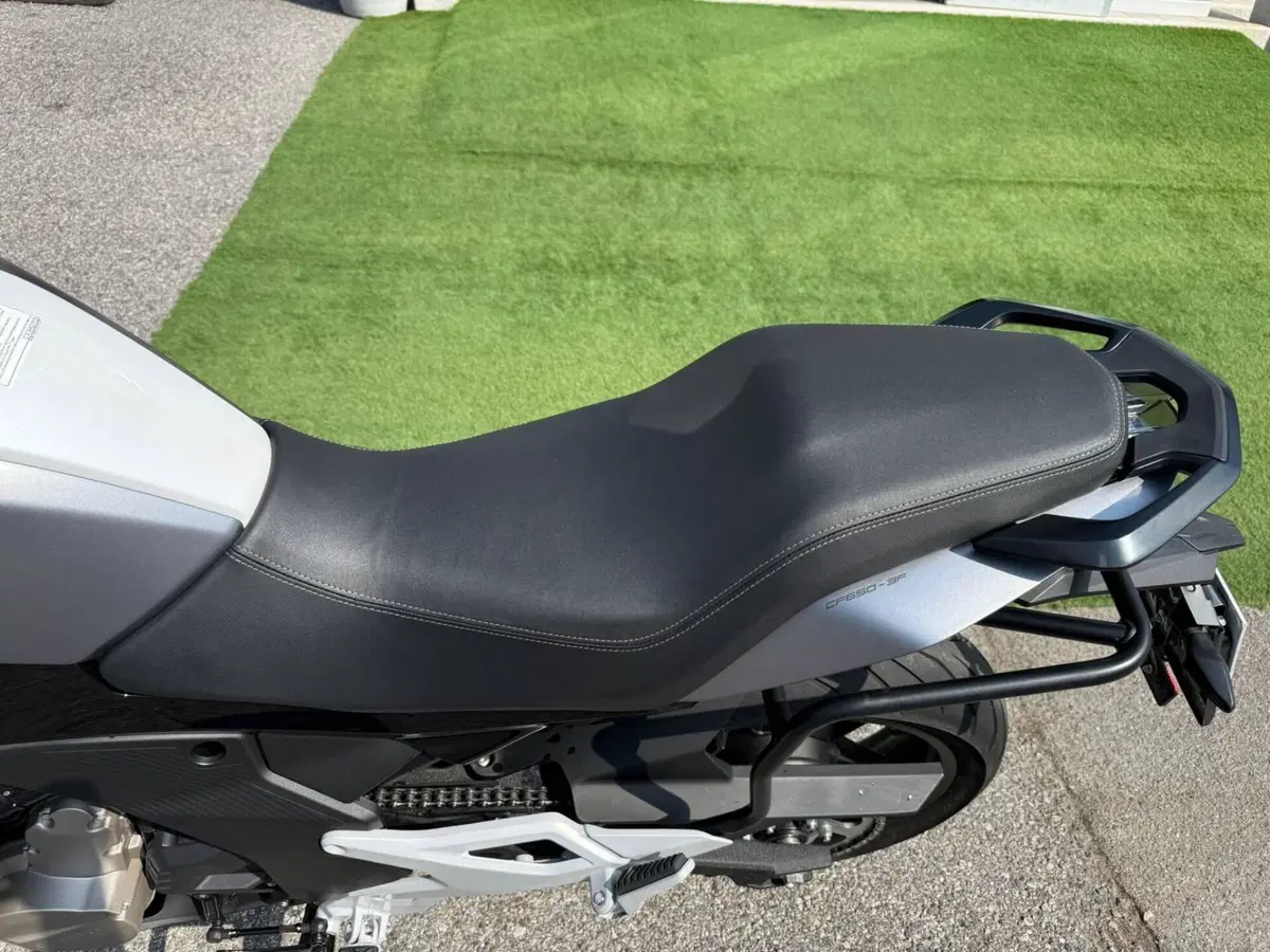 CFMOTO 650MT (2021 - 24) (8)