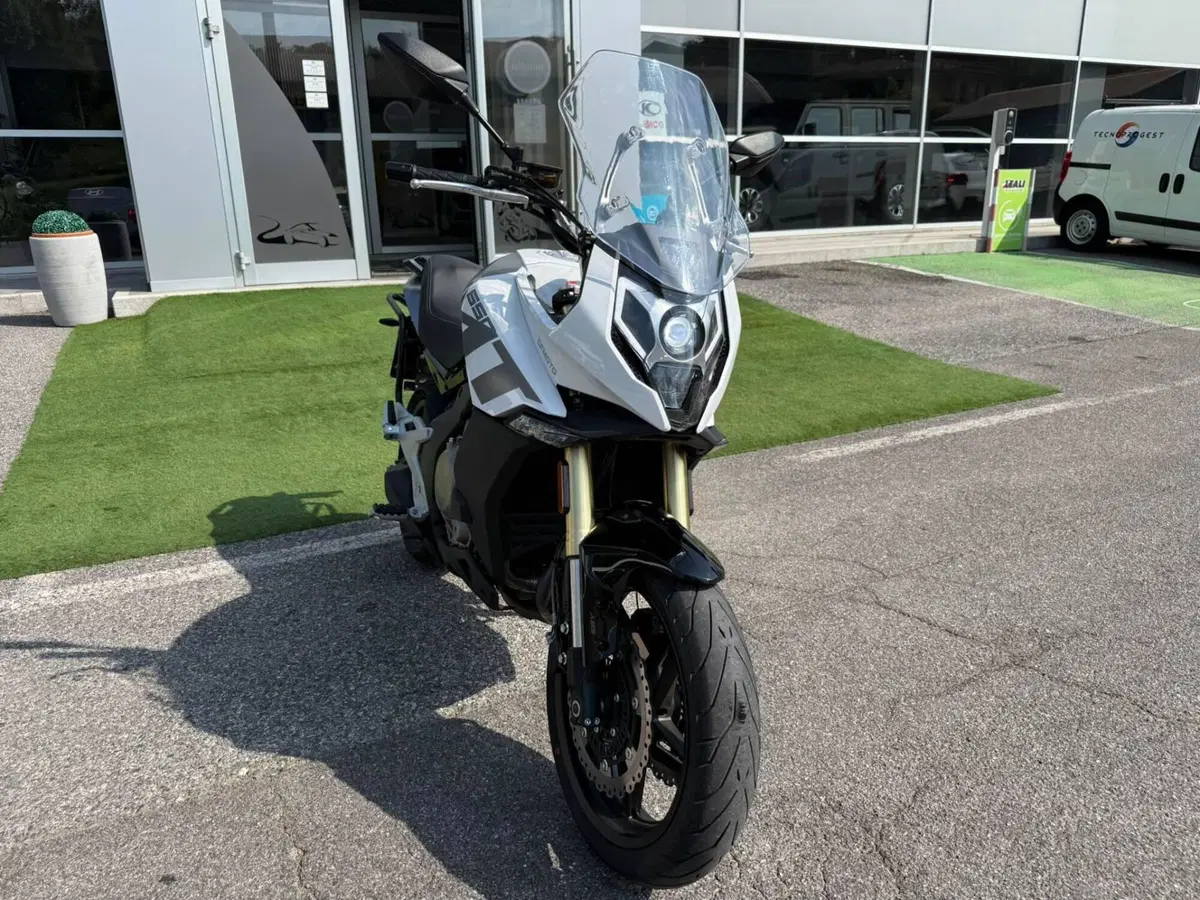 CFMOTO 650MT (2021 - 24) (10)
