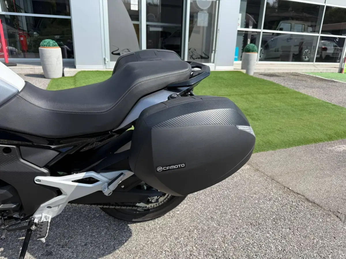 CFMOTO 650MT (2021 - 24) (18)