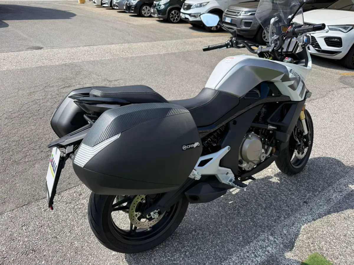 CFMOTO 650MT (2021 - 24) (19)