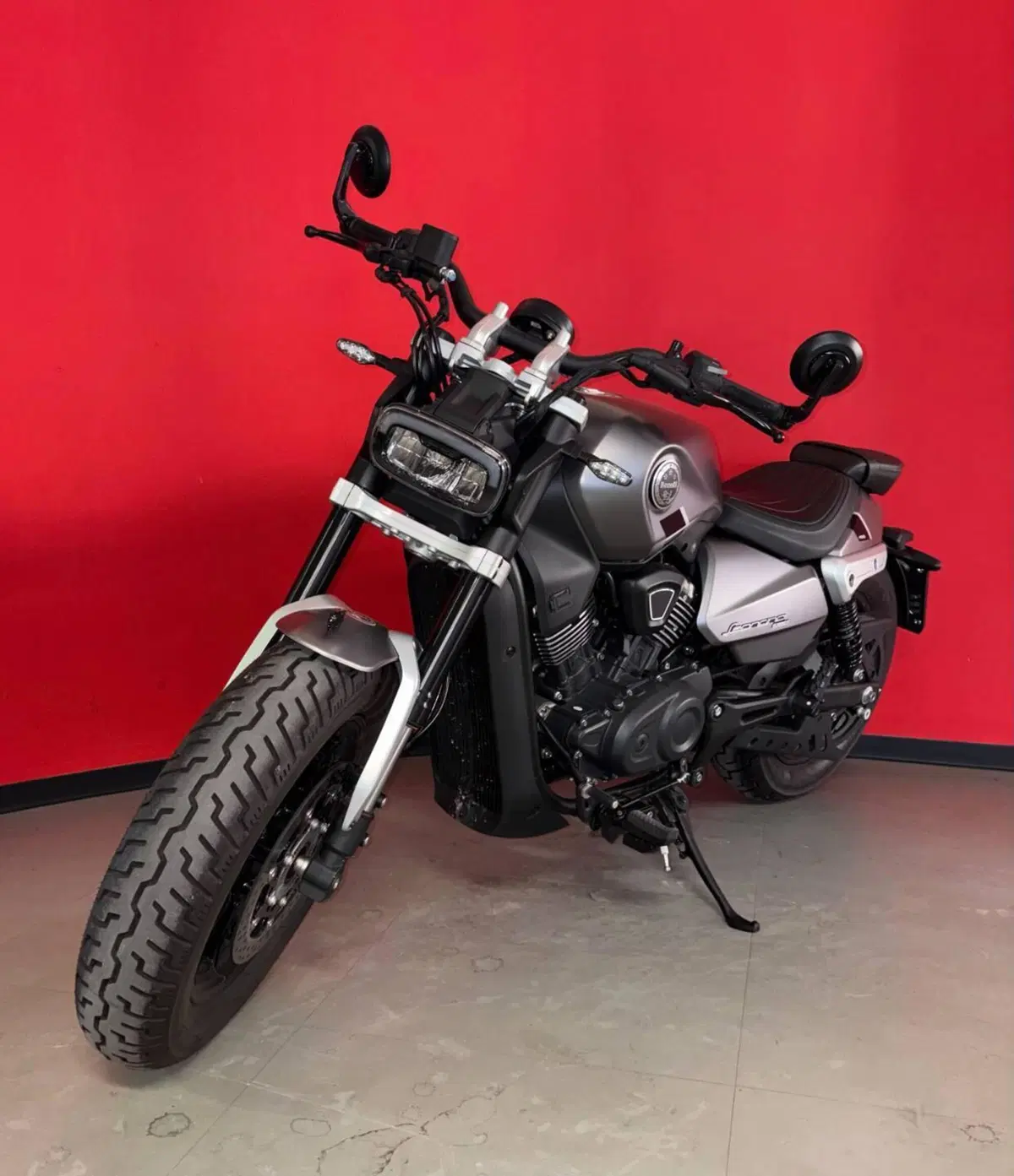 Benelli Leoncino 400 Bobber (2026) (4)
