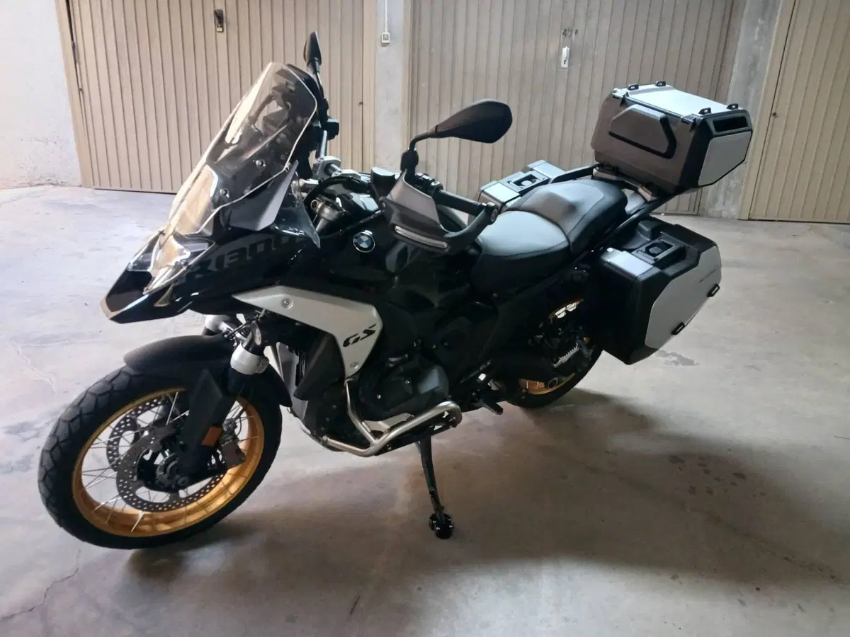 Bmw R 1300 GS Triple Black (2023 - 26) (2)