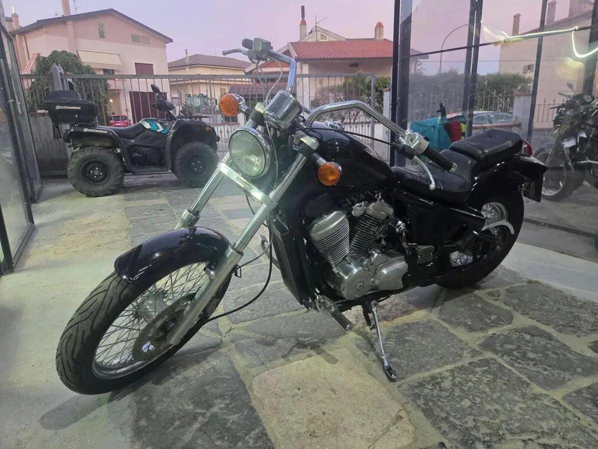Honda VT 600 C Shadow (1989 - 02) (6)
