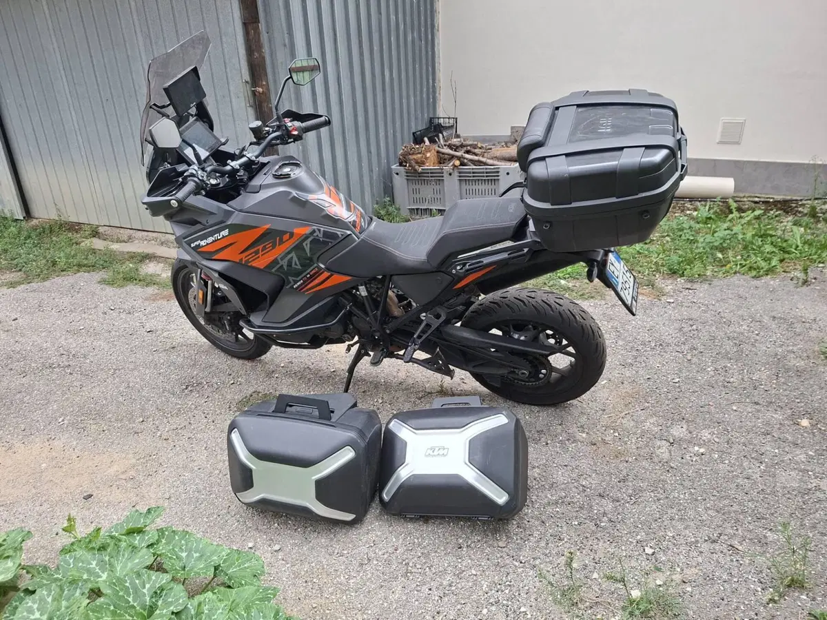 KTM 1290 Super Adventure S (2021 - 25) (2)