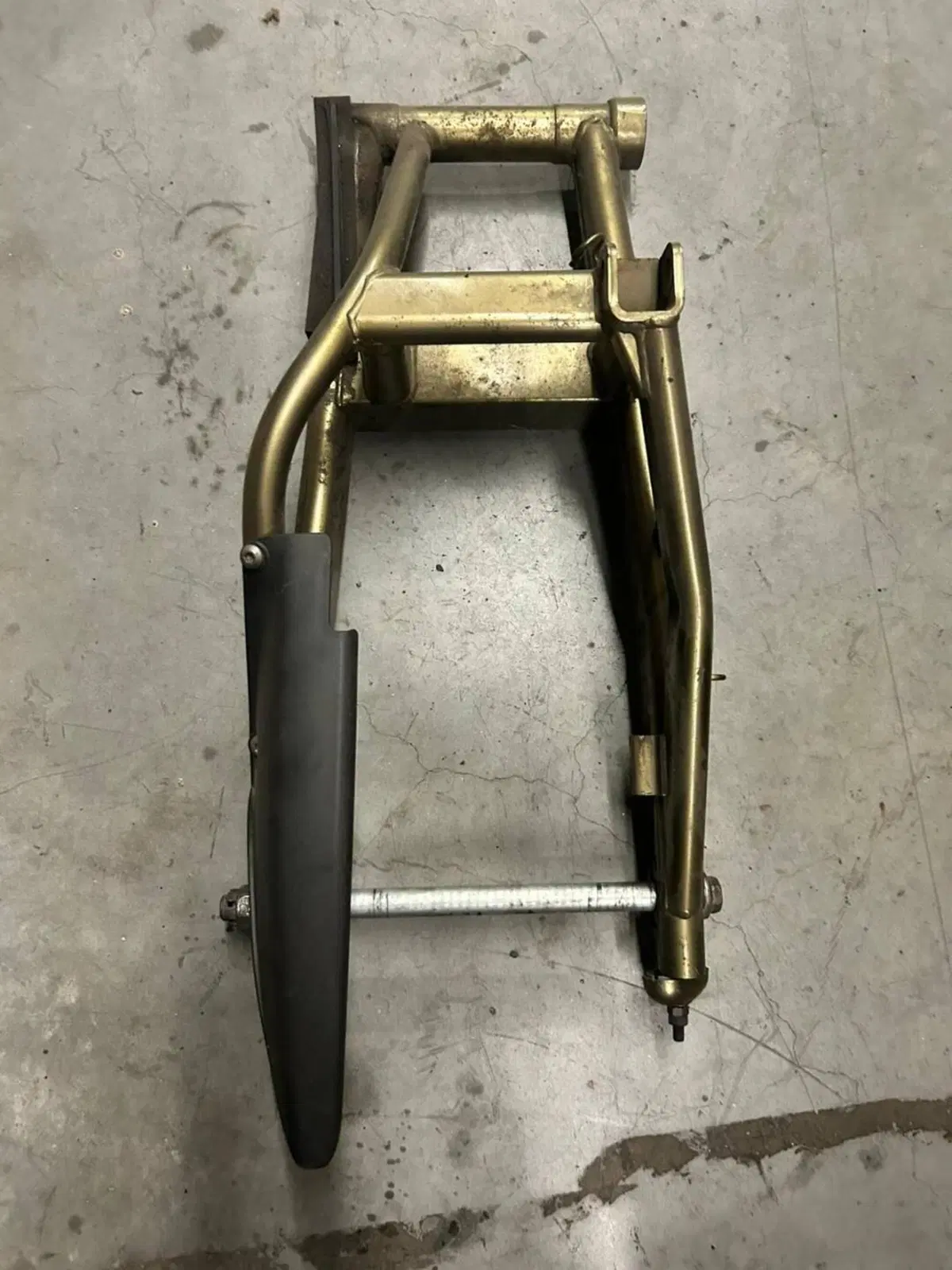 Forcellone oro Kawasaki ER6N 2006/2009