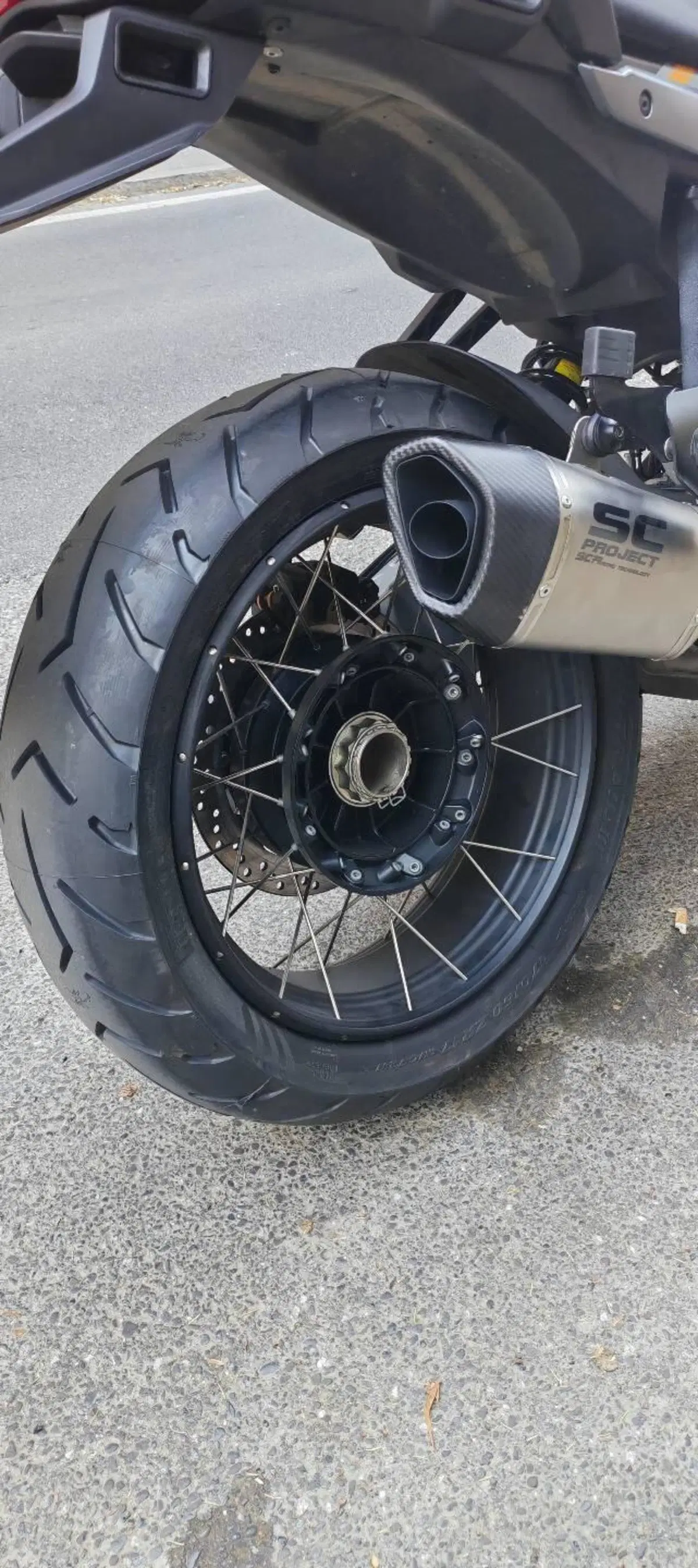 Moto Guzzi Stelvio (2024 - 26) (5)