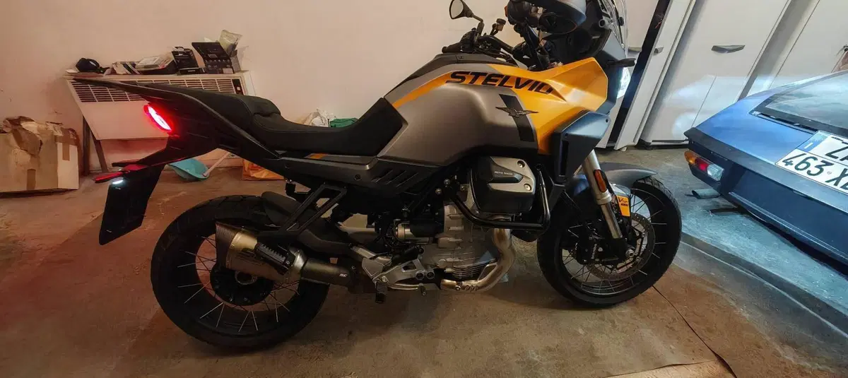 Moto Guzzi Stelvio (2024 - 26) (6)