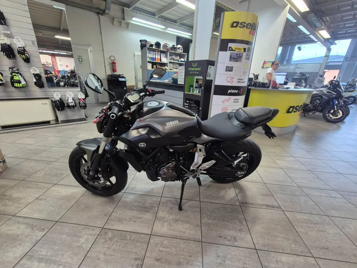 Yamaha MT-07 (2014 - 16)