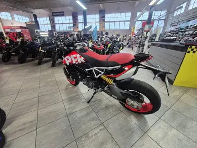 Ducati Hypermotard 950 RVE (2020) usata