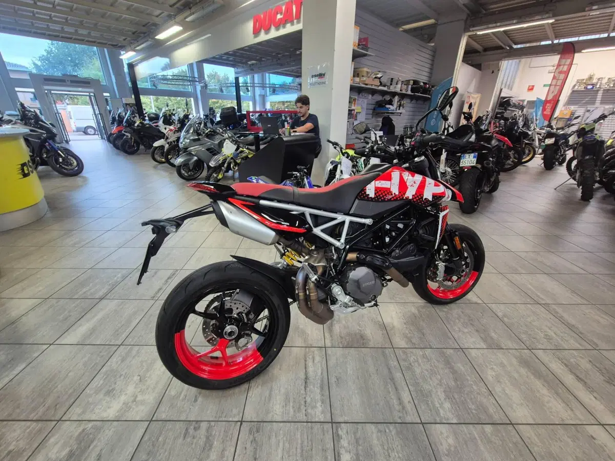 Ducati Hypermotard 950 RVE (2020) (3)