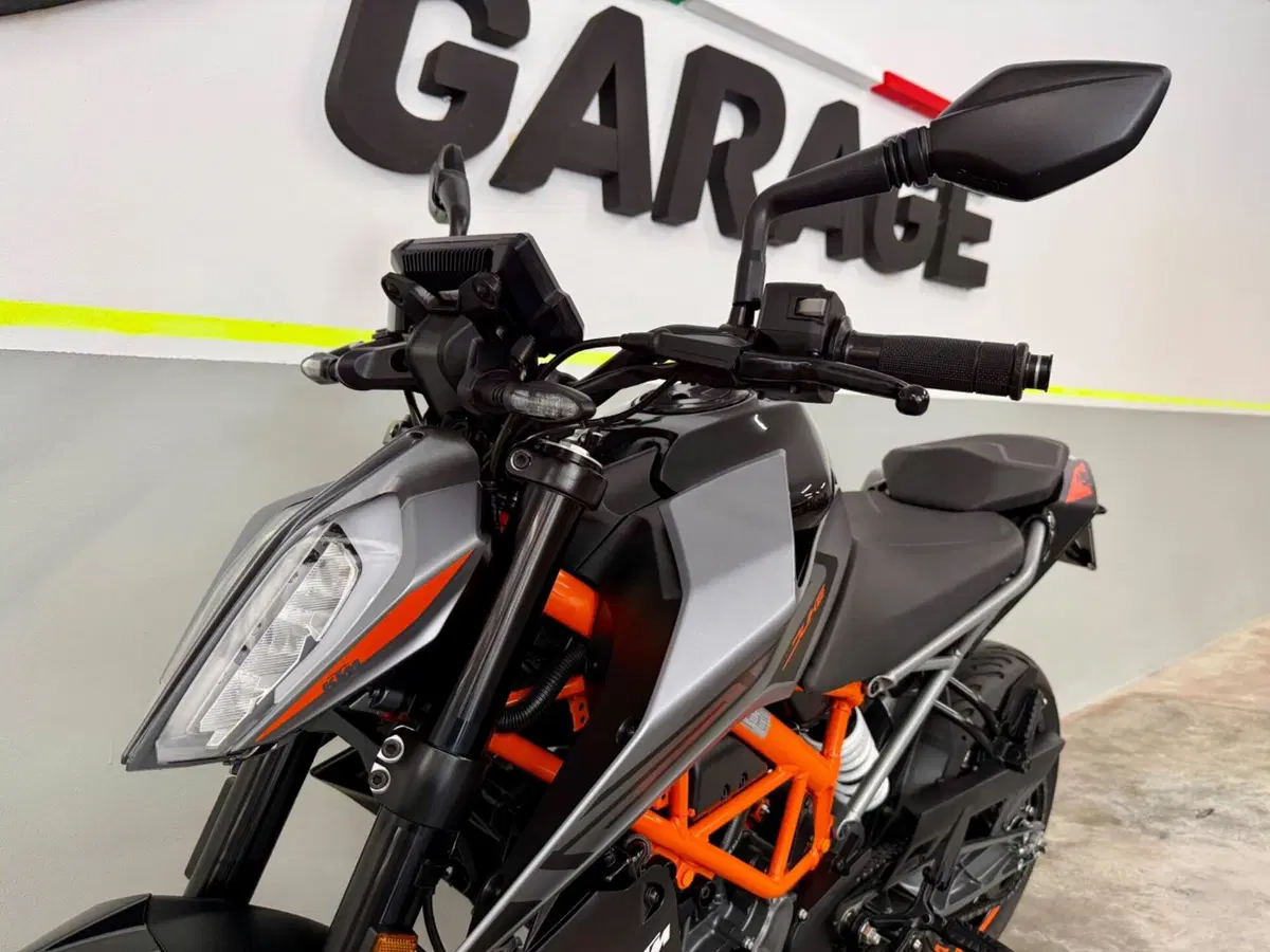 KTM 125 Duke (2021 - 23) (8)