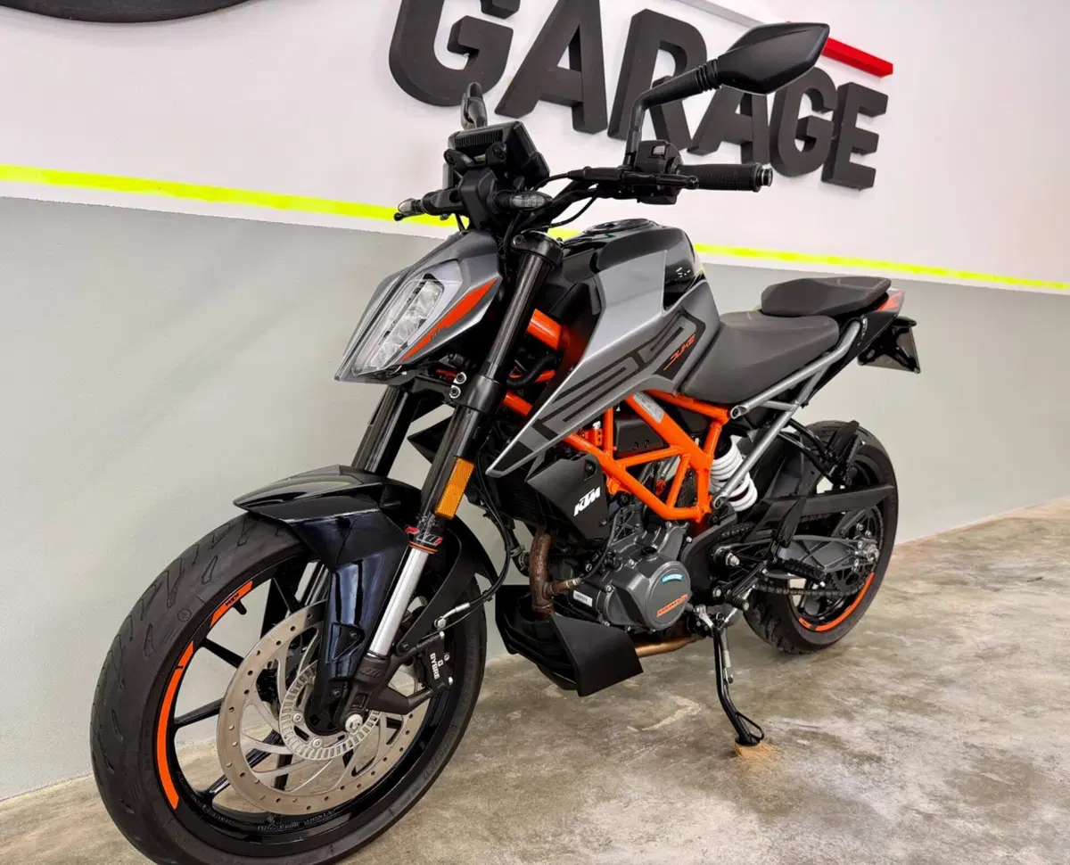 KTM 125 Duke (2021 - 23) (9)
