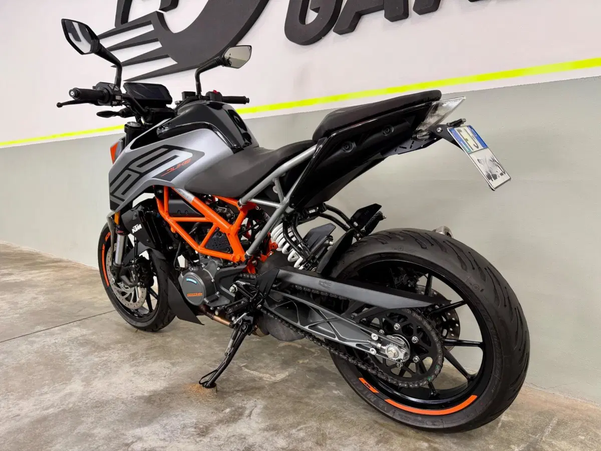 KTM 125 Duke (2021 - 23) (11)