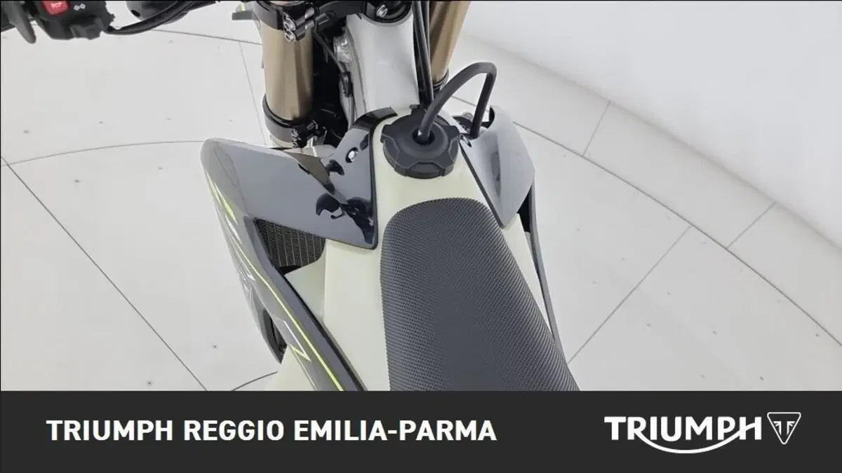 Triumph TF 250-E (2026) (12)