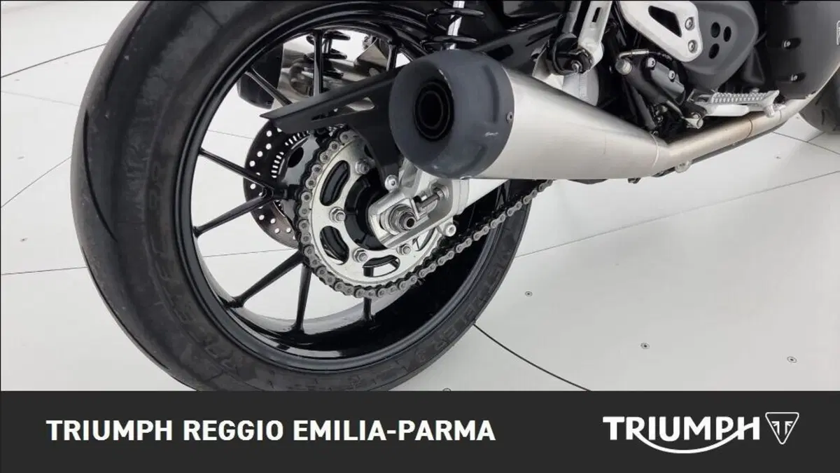 Triumph Speed Twin 1200 Breitling Limited Edition (2022 - 24) (18)
